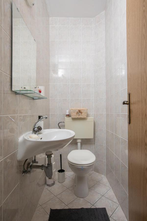 פודגורה Apartment By The Sea מראה חיצוני תמונה
