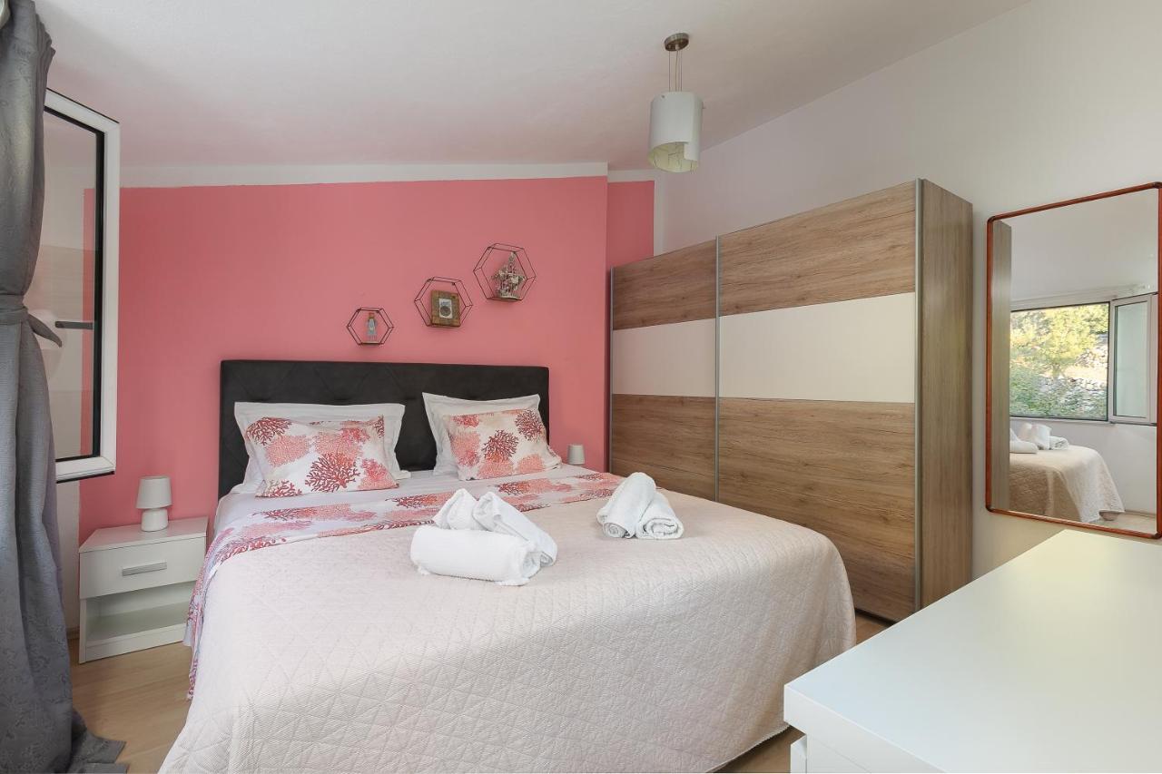 פודגורה Apartment By The Sea מראה חיצוני תמונה